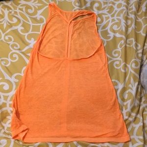 Low cut Reebok sheer tank